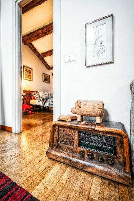 Loft Overlooking The Old Town . Feltre Bagian luar foto