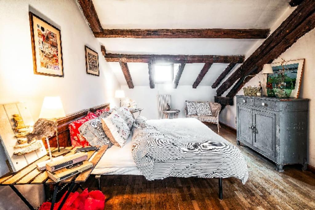 Loft Overlooking The Old Town . Feltre Bagian luar foto