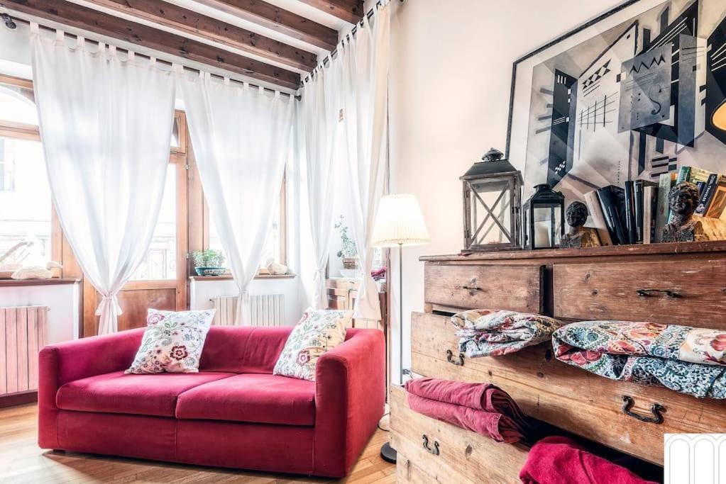 Loft Overlooking The Old Town . Feltre Bagian luar foto