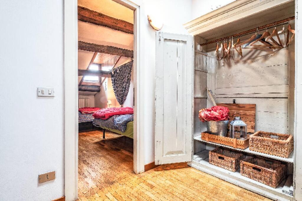 Loft Overlooking The Old Town . Feltre Bagian luar foto