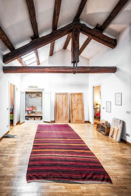 Loft Overlooking The Old Town . Feltre Bagian luar foto
